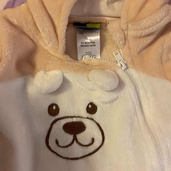 Warm fuzzy outfit 6-9 months - Picture 2 of 3